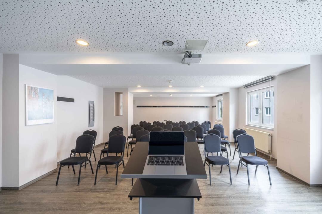 PLAZA INN Stuttgart Airport Messe